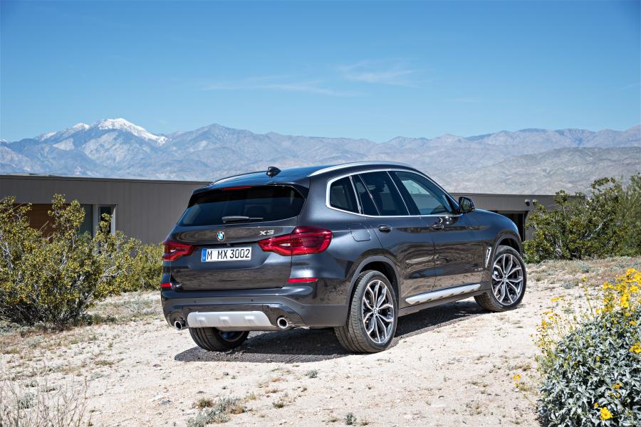  BMW X3 xDrive30d xLine (G01) 2017 года  (WW) (фото 3 из 178)